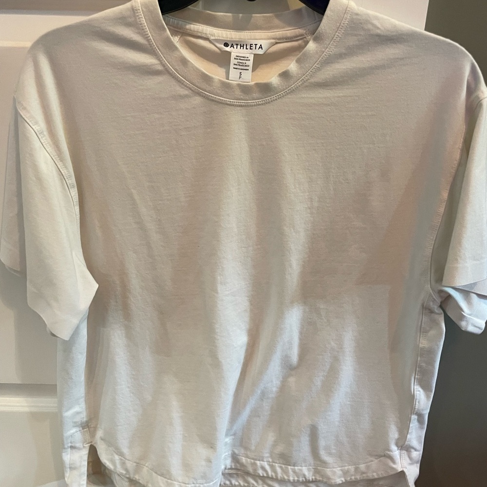 Athleta Effortless Tee